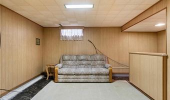 1402 7th St SE, Austin, MN 55912