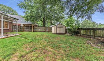 2957 VALLEY LAKE Dr, Bartlett, TN 38135