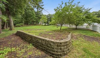 7 Sherborne Cir, Ashland, MA 01721