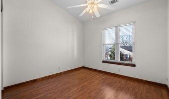 760 Woodside Trails Dr 203, Ballwin, MO 63021