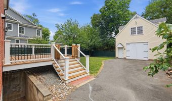 6524 27TH St N, Arlington, VA 22213