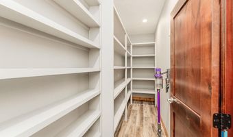 1817 W Ashton Trl, Brandon, SD 57005