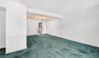 168 Springhouse Rd, Allentown, PA 18104
