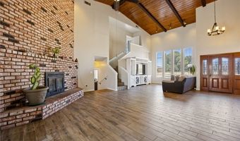 19403 Oneida Ct, Apple Valley, CA 92307