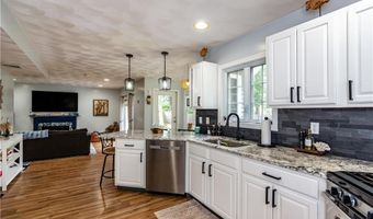 195 Oakland Beach Ave, Warwick, RI 02889