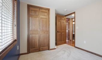 1211 N State St, Aberdeen, SD 57401