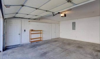 1062 10th Ave NW, Altoona, IA 50009