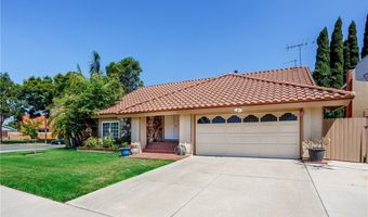6111 E Calle Pantano, Anaheim, CA 92807