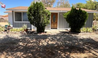 11033 Chipmunk Rd, Apple Valley, CA 92308