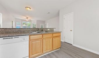 6118 E Benton St, Bay St. Louis, MS 39520