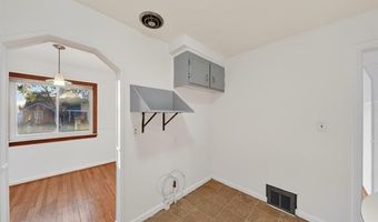 9006 Quandt Ave, Allen Park, MI 48101
