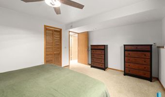 523 Kyle Ave, Baltic, SD 57003
