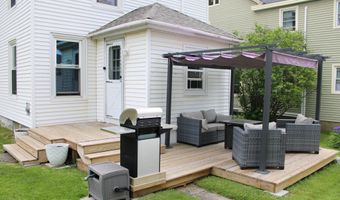 12 Fourteenth St, Bangor, ME 04401