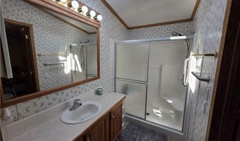 123 Golden Pond, Akron, NY 14001