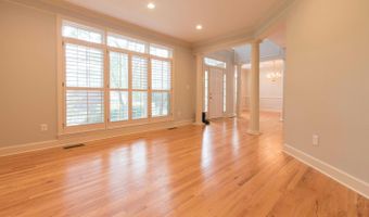 10709 BOSWELL Ln, Potomac, MD 20854