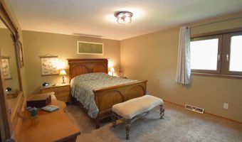 2214 SE 14th Ave, Aberdeen, SD 57401