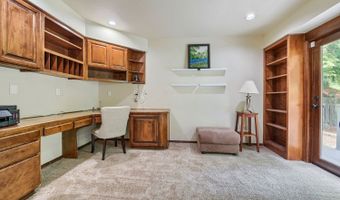 13865 SW SECRETARIET Ln, Beaverton, OR 97008