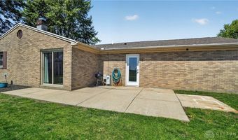 2115 Meadow Ln, Arcanum, OH 45304