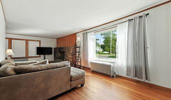 138 Suffield St, Agawam, MA 01001