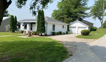 138 N Harrison St, Bloomfield, IN 47424