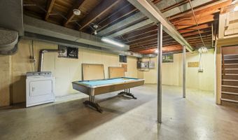 2110 E Eastman Ct, Arlington Heights, IL 60004