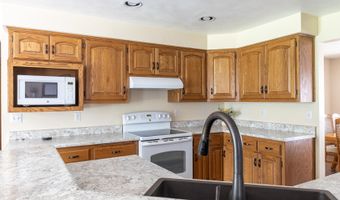N390 TAMARACK Drive, Appleton, WI 54915