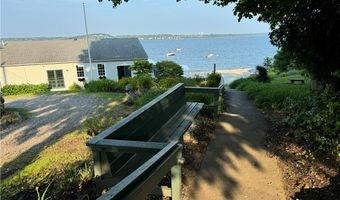 105 North Rd, North Kingstown, RI 02874