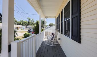71 Francis Ave, East Providence, RI 02915