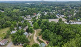 45 Concord St, Belmont, NH 03220