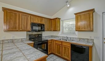 1352 Harwich Dr, Baton Rouge, LA 70820