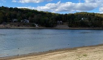 1929 HARDIN BOTTOM RIVER Rd Lot 97 98, Bath Springs, TN 38311