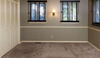 305 E 21st St, Atlantic, IA 50022