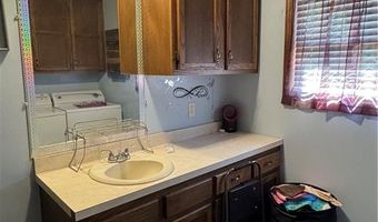 618 State Line Rd, Arkoma, OK 74901