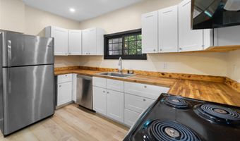 74 Sidney St, Bangor, ME 04401
