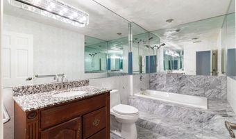 80 Woodbridge Dr, East Greenwich, RI 02818