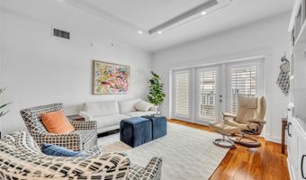 2305 EDGEWATER Dr 1602, Orlando, FL 32804