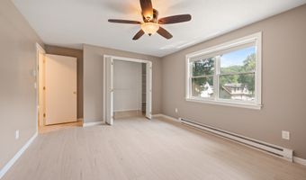 212 Rockwell Ave, Bristol, CT 06010