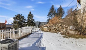 103 S Main St, Alma, WI 54610