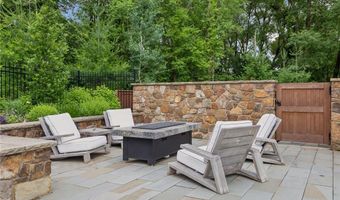 1099 Indian Trl S, Afton, MN 55001