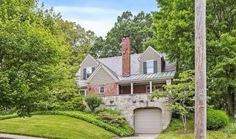 73 Oakwood St, Albany, NY 12208