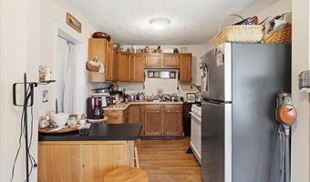1480 North Ave, Burlington, VT 05408