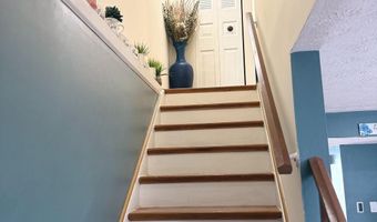 8301 BROCKHAM Dr, Alexandria, VA 22309