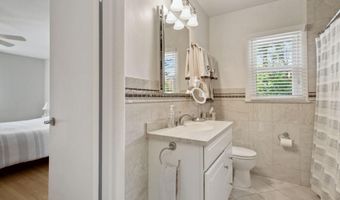 9504 WADSWORTH Dr, Bethesda, MD 20817