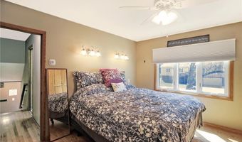 1210 Southview Ln, Albert Lea, MN 56007