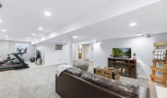 1900 N 159th Ter, Basehor, KS 66007