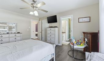 237 Broadmore Cir, Angola, IN 46703