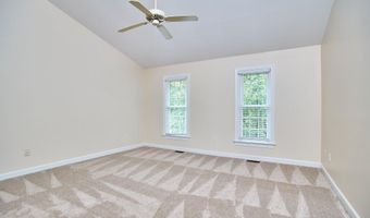 119 Heatherwood Dr, Apex, NC 27502