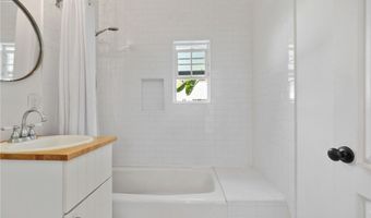 173 S Kingsley Dr, Los Angeles, CA 90004