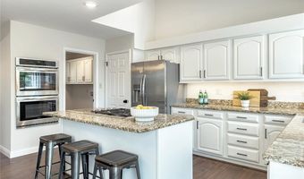 172 Log Hill Ln, Ballwin, MO 63011