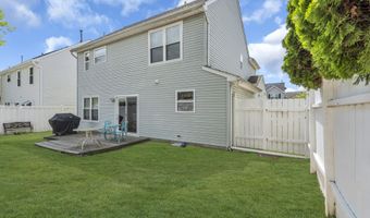 78 Dolphin Cir E, Bayville, NJ 08721